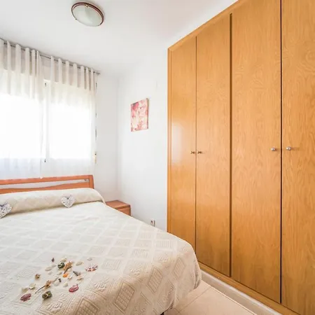 Appartement De 3 Dormitorios, 1º Linea De Playa En Marina Dor
